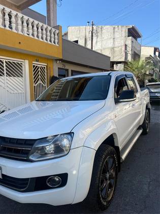 VOLKSWAGEN AMAROK 2.0 HIGHLINE 4X4 CD 16V TURBO INTERCOOLER DIESEL 4P AUTOMÁTICO VOLKSWAGEN AMAROK 2.0 HIGHLINE 4X4 CD 16V TURBO INTERCOOLER DIESEL 4P AUTOMÁTICO